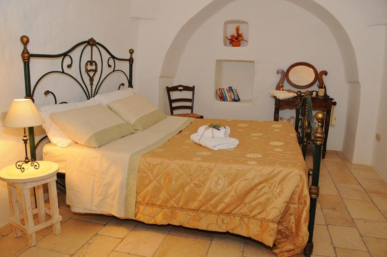 Trulli Vules Aparthotel Ostuni Exterior photo